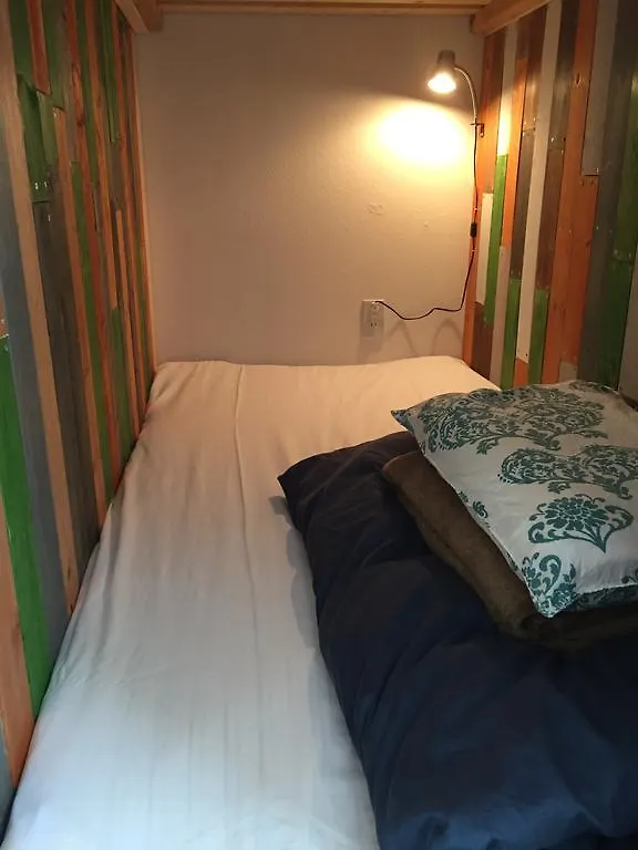 New Chitose Guesthouse Yurin